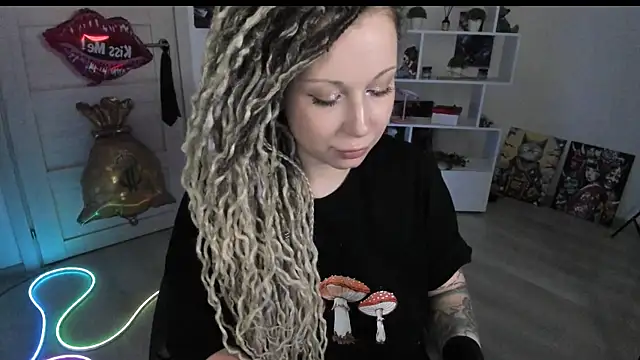 HoneySallyMoore webcam