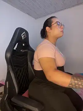 Модель: Dulce_smith_1