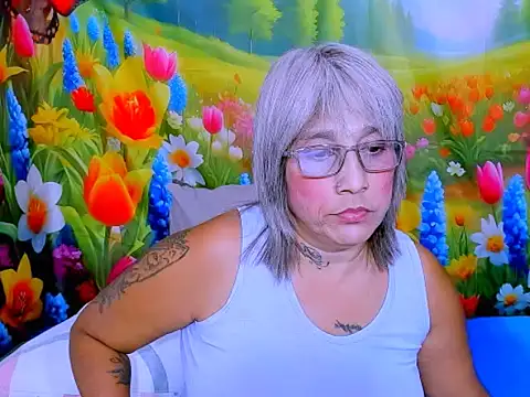 indianroxy webcam