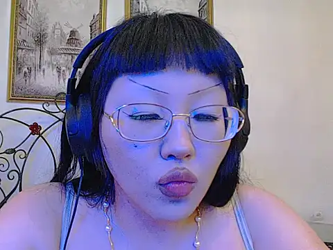 pikpikpikachu webcam