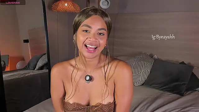 nayah__ webcam