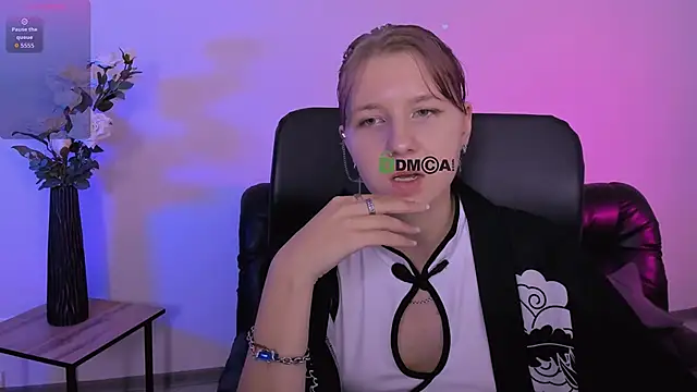 gloria_bubble webcam