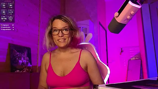 Lady_Shine webcam