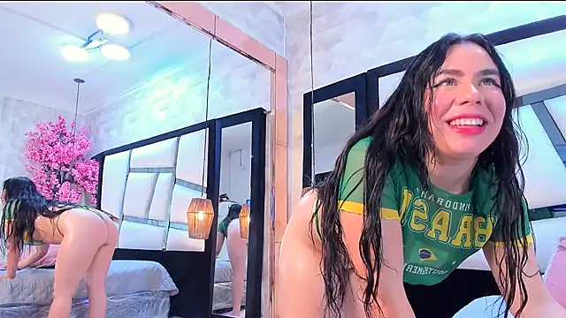 TessaCooper1 webcam