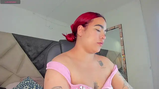 AfroditaVega_ webcam