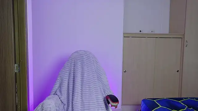 manuela99x webcam