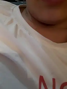 Dirtyfeelin webcam