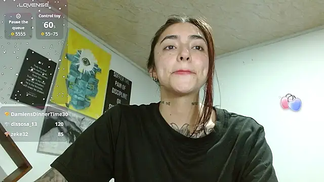 ZoeBakers_ webcam
