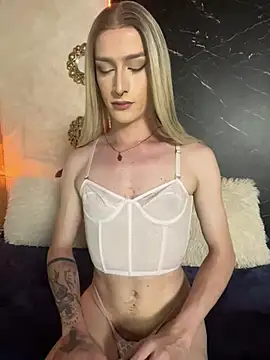 Modèle: Alana_Stone
