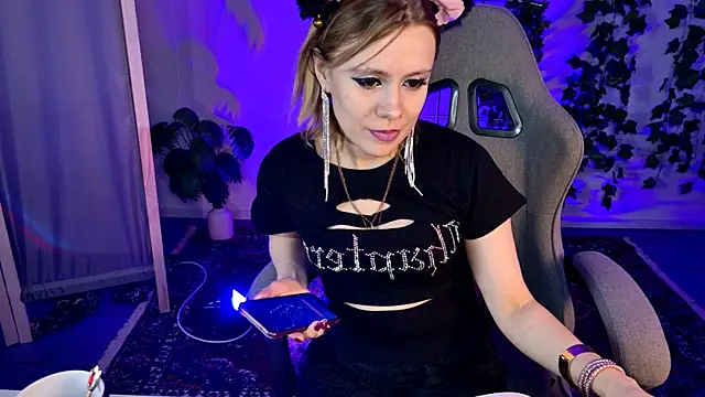Kumiho_7777 webcam
