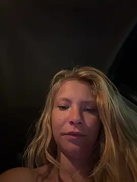 anastasiaaniess (F young) - For me to feel loved :heart:
