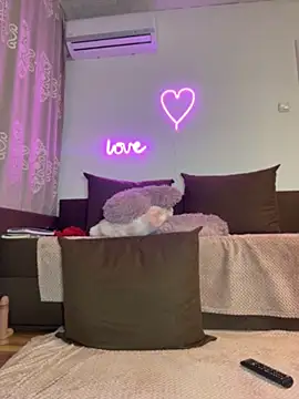 Sabrinedivinee webcam