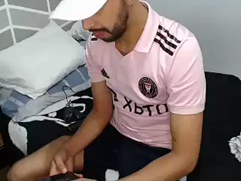 thomass1018 webcam