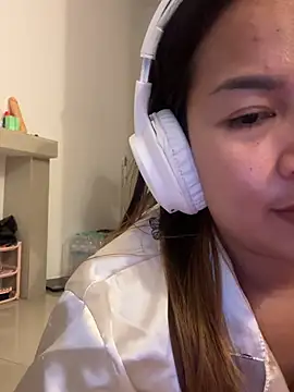 Ponthip webcam