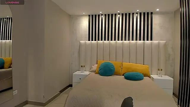 AmaliaCrus webcam