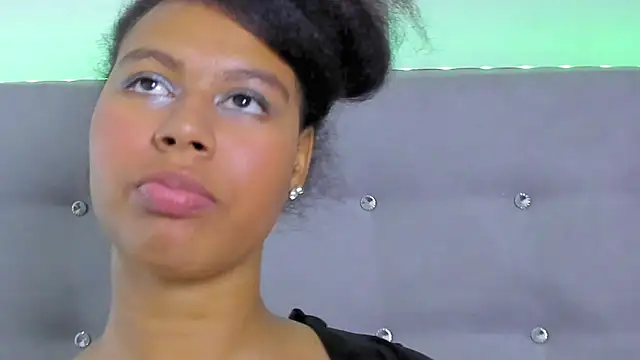 tatianasquirthot - Tatianasquirthot's free webcam - UK Sex Cams