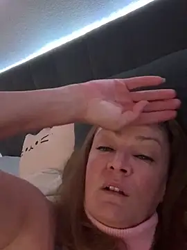 mumgabriela - MumGabriela's free webcam - UK Sex Cams