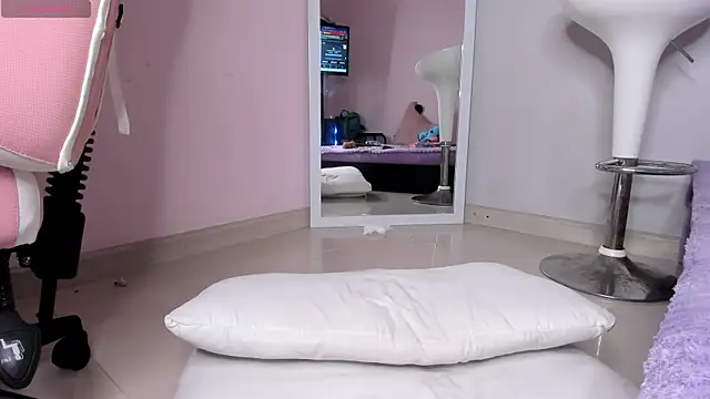 KIMAPRIL webcam