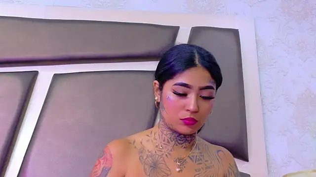 EmilieLake webcam