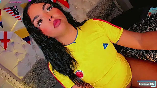 Maia_Hotts webcam