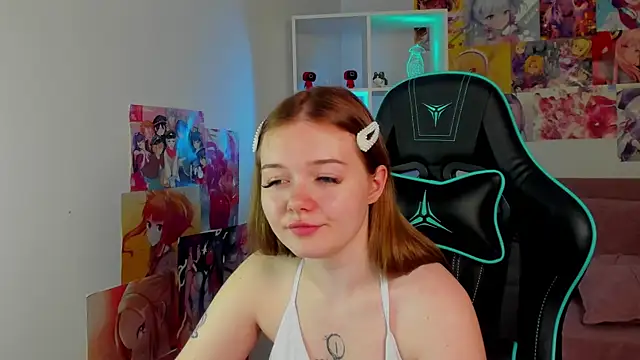 ElinaVale webcam