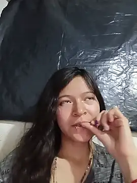 Ninffa_sweet21 webcam