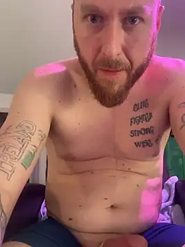 MrPurple999 webcam