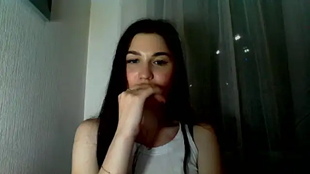 Katiee_Foxi webcam
