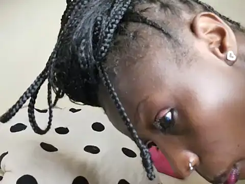 mardhiyah webcam