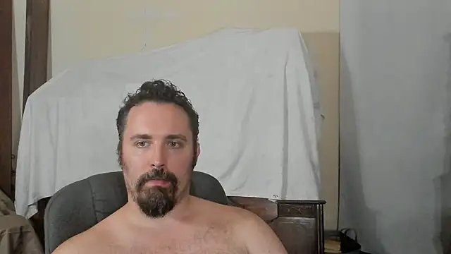 Metalstud webcam