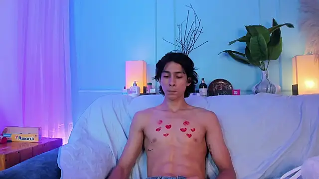 cheys_mast (M twink) - get naked