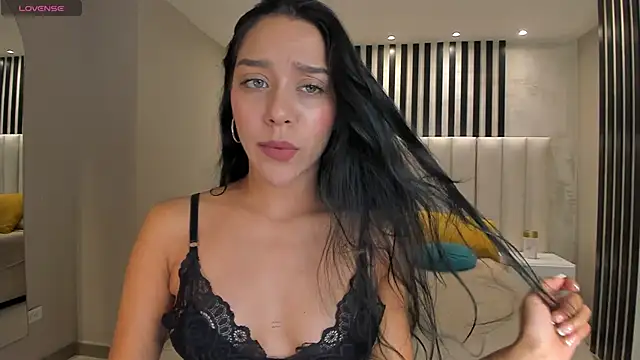 AmaliaCrus webcam