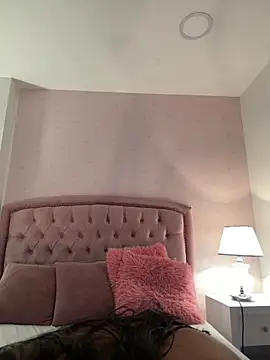 Bella__Wood's room