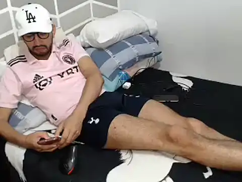 thomass1018 webcam
