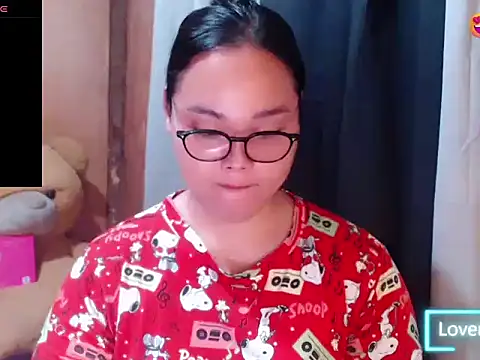 _Lylia webcam