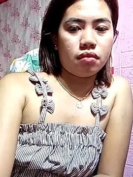Cutie_body11 webcam