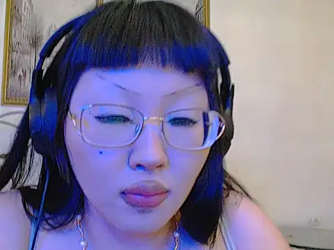 pikpikpikachu webcam