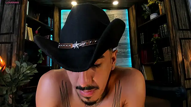 Donovan_Desmond webcam
