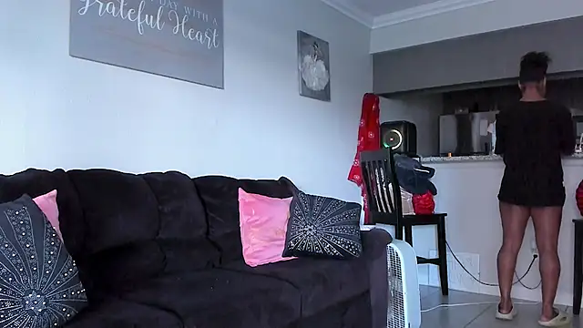 yiauana webcam