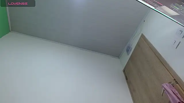 avaleri_cherry webcam