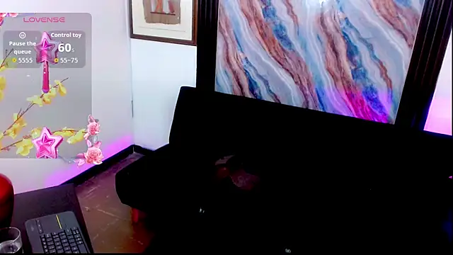 katha_Crawford webcam