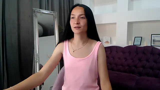 Yr_Shy_Bae webcam