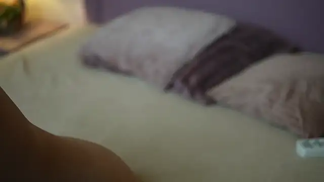JoelleApril webcam