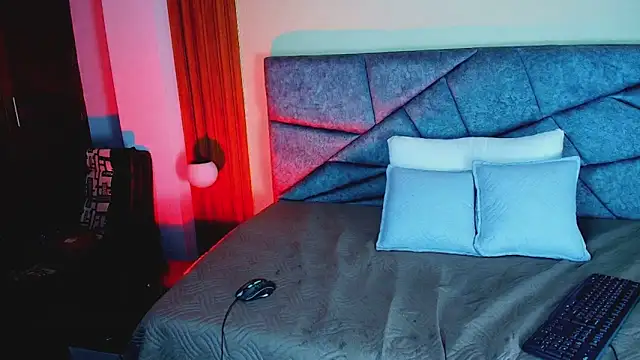 Kitty_Paradise_ webcam