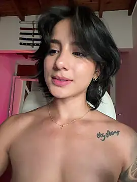 Ale_Lewis webcam