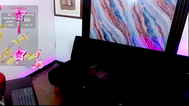 katha_Crawford webcam