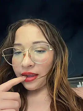 AliciaWhite_nt webcam