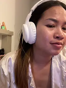 Ponthip webcam