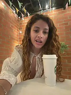 alana15 Live Webcam on Stripchat