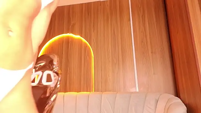 Alina_b_ webcam